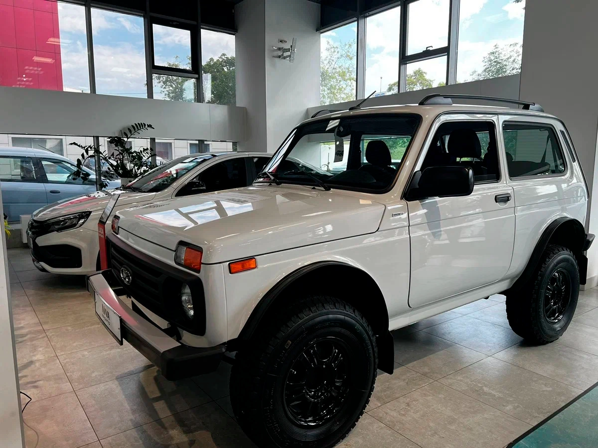 Lada Niva Legend Bronto